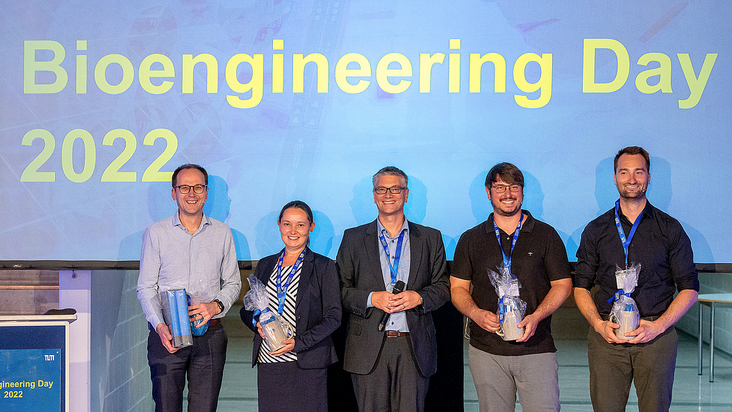 Speakers and MIBE director at the Bioengineering Day 2022. F. l. t. r.: Prof. Tobias Schaeffter, Prof. Julia Herzen, Prof. Franz Pfeiffer,  Dr. Marian Willner, Dr. Klaus Wagenbauer  Image: Astrid Eckert / TUM