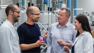 Abraham Lopez, Matthias Feige, Michael Sattler,  and Sina Bohnacker (from left).  Image: A. Heddergott / TUM