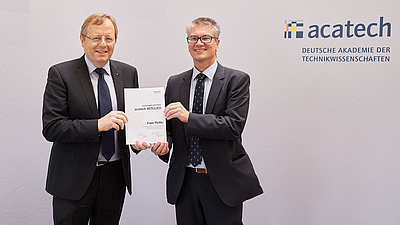 acatech-Präsident Jan Wörner (links) und Franz Pfeiffer (rechts) bei der acatech Mitgliederversammlung am 19. Oktober 2021. Bild: acatech/Wolf