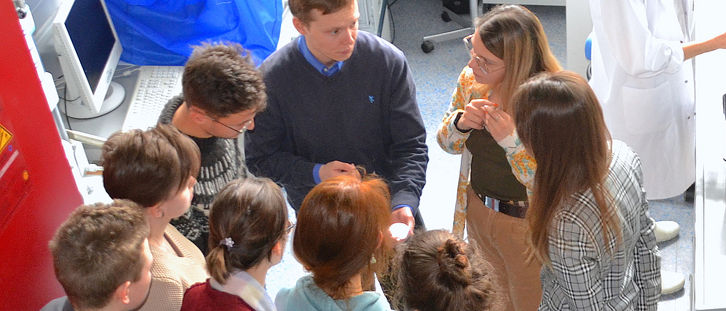 Leroy Grob shows the visiting group around the electronics and chemisty labs at MSB. 