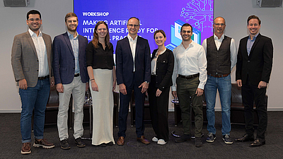 Some of the participants at the workshop (from left to right): Sardi Hyska, Silvan Lange, Theresa Willem, Prof. Lars French (Head of the research cooperation DR-AI), Melia Fleischmann, Alessandro Wollek Prof. Michael Ingrisch, PD Dr. Bastian Sabel Image: LMU Klinkum